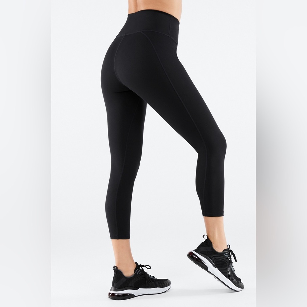 Fabletics Define PowerHold® High-Waisted Capri